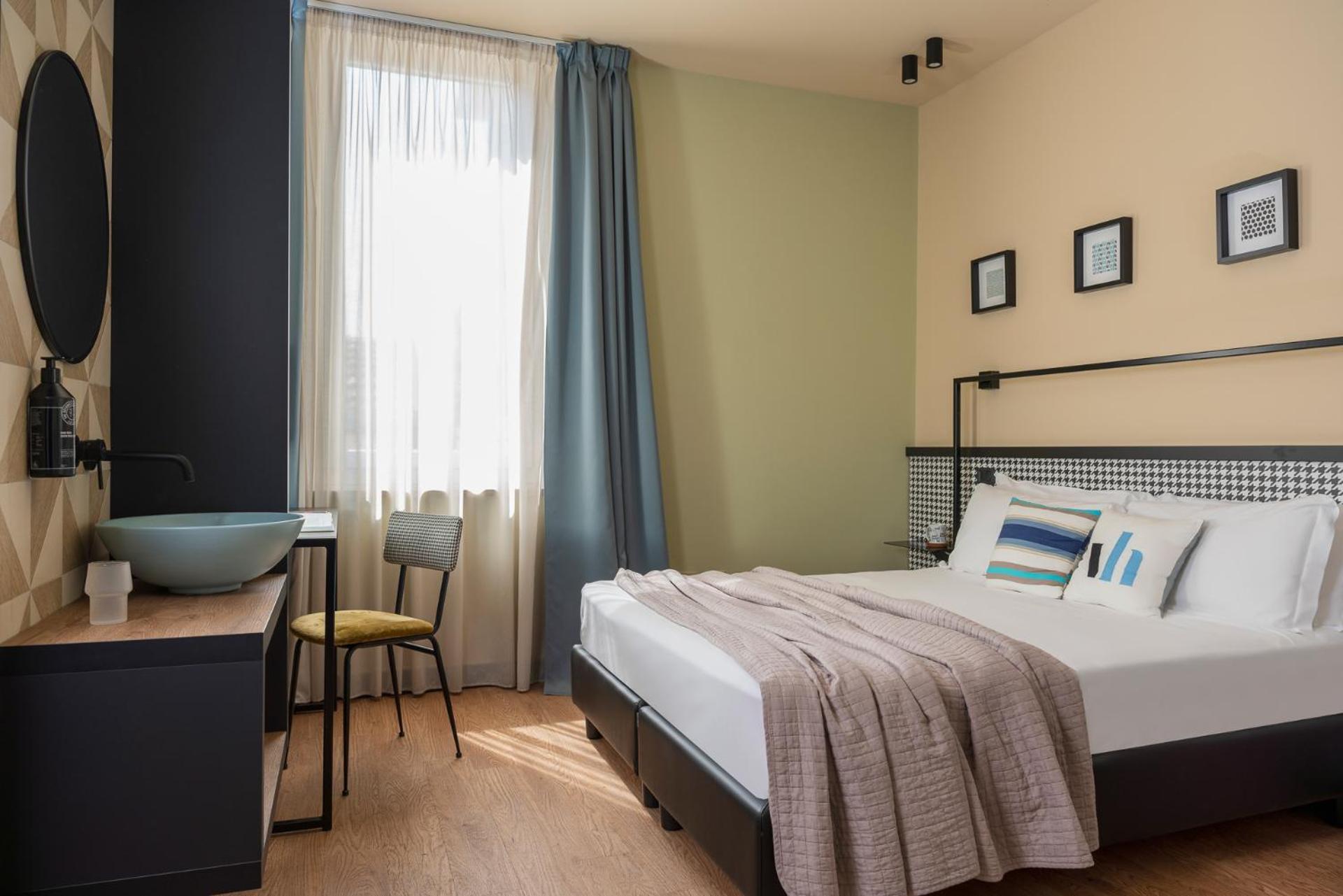 ריצ'יונה Hotel Vagabond מראה חיצוני תמונה