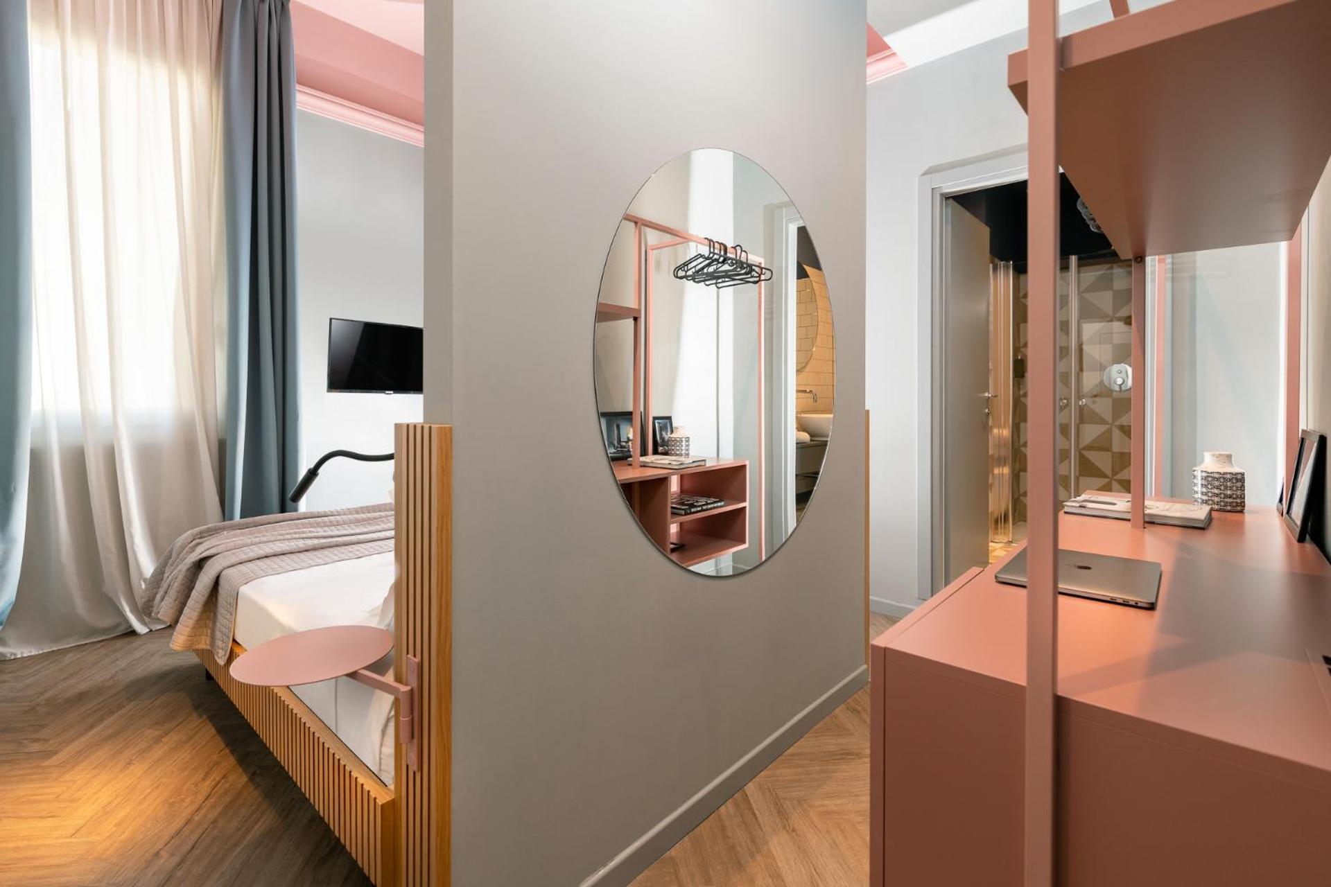 ריצ'יונה Hotel Vagabond מראה חיצוני תמונה