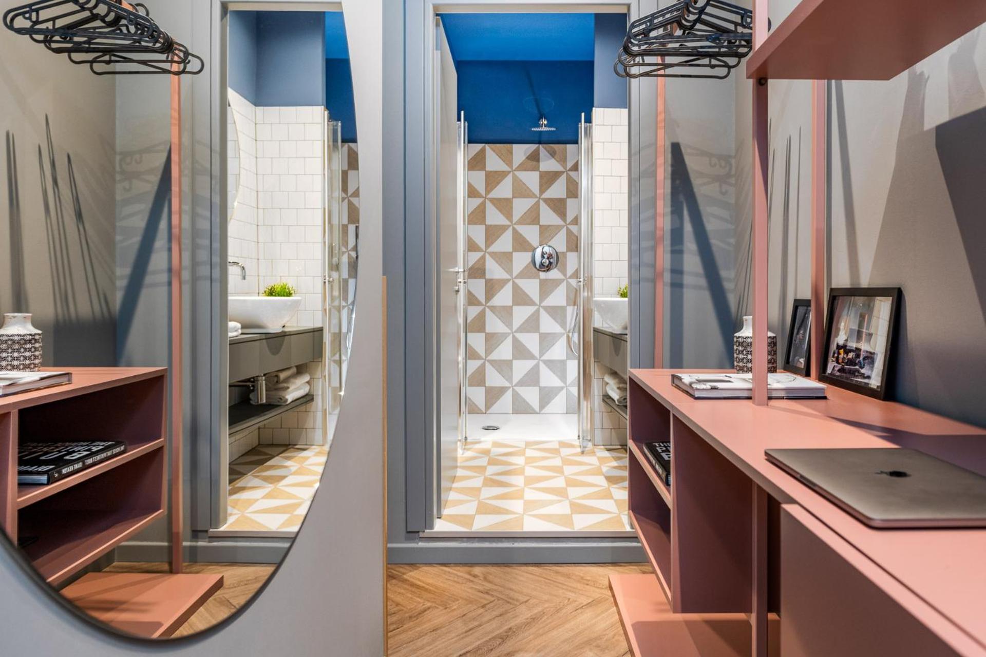 ריצ'יונה Hotel Vagabond מראה חיצוני תמונה