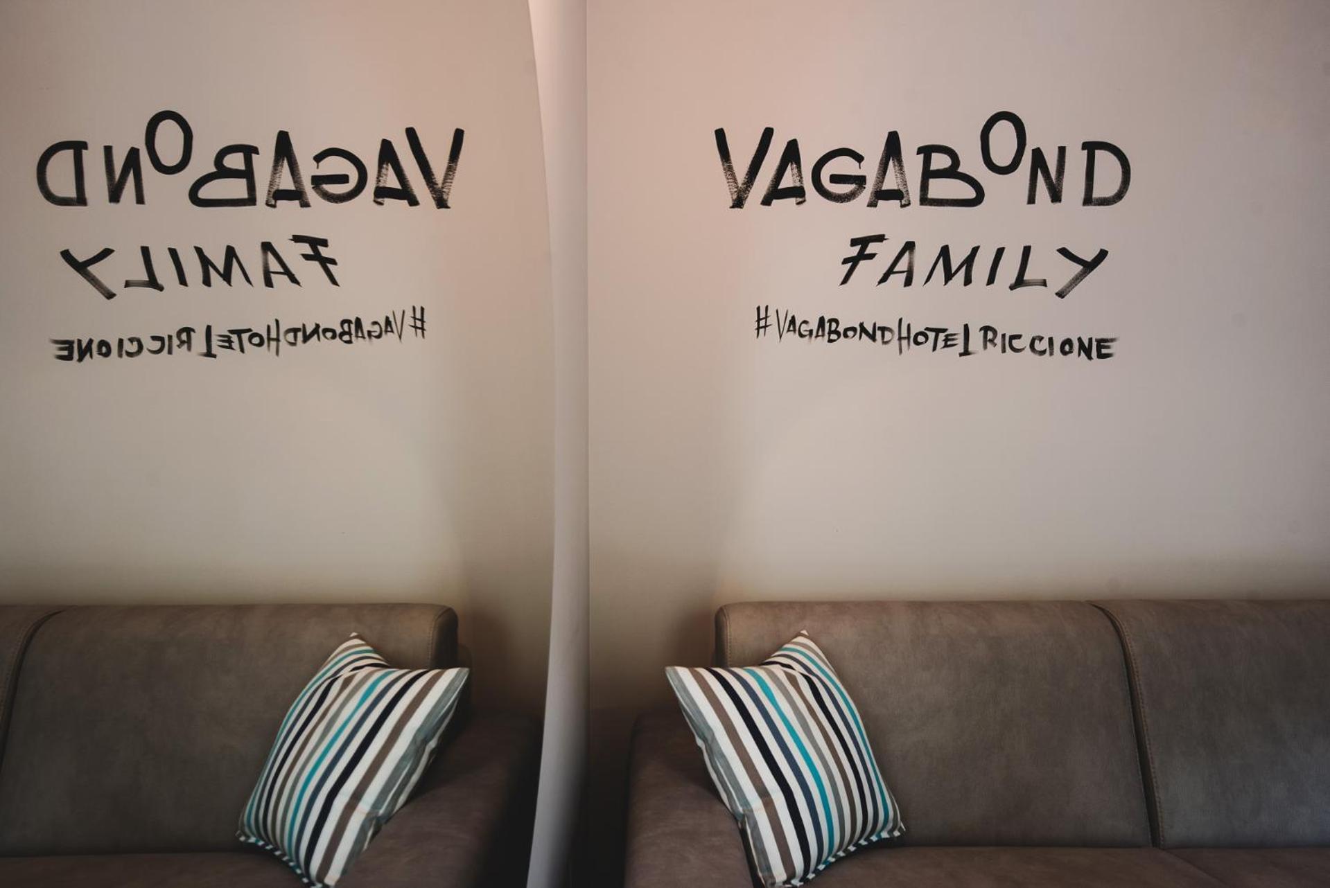 ריצ'יונה Hotel Vagabond מראה חיצוני תמונה